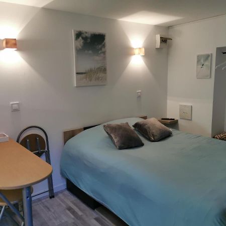 La Petite Cour Apartamento Honfleur Exterior foto